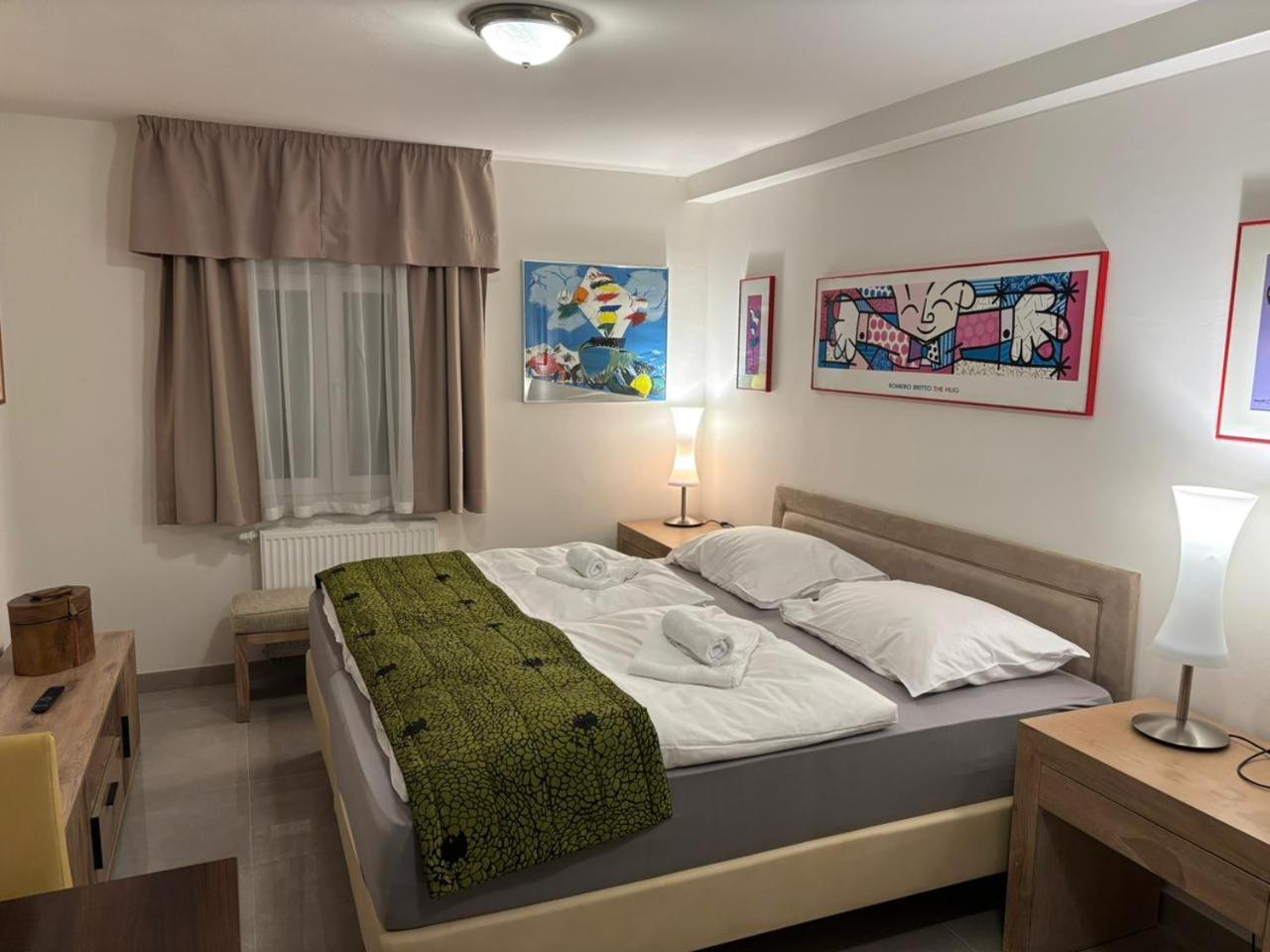 Apartmán Gato Jenisov *
