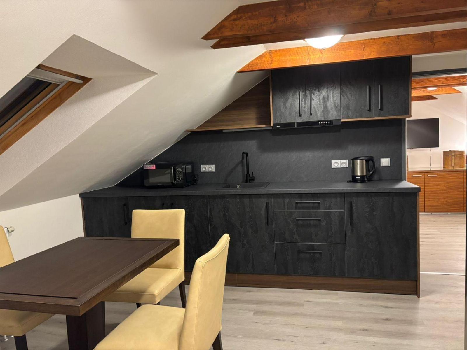 Gato Jenisov * Karlsbad